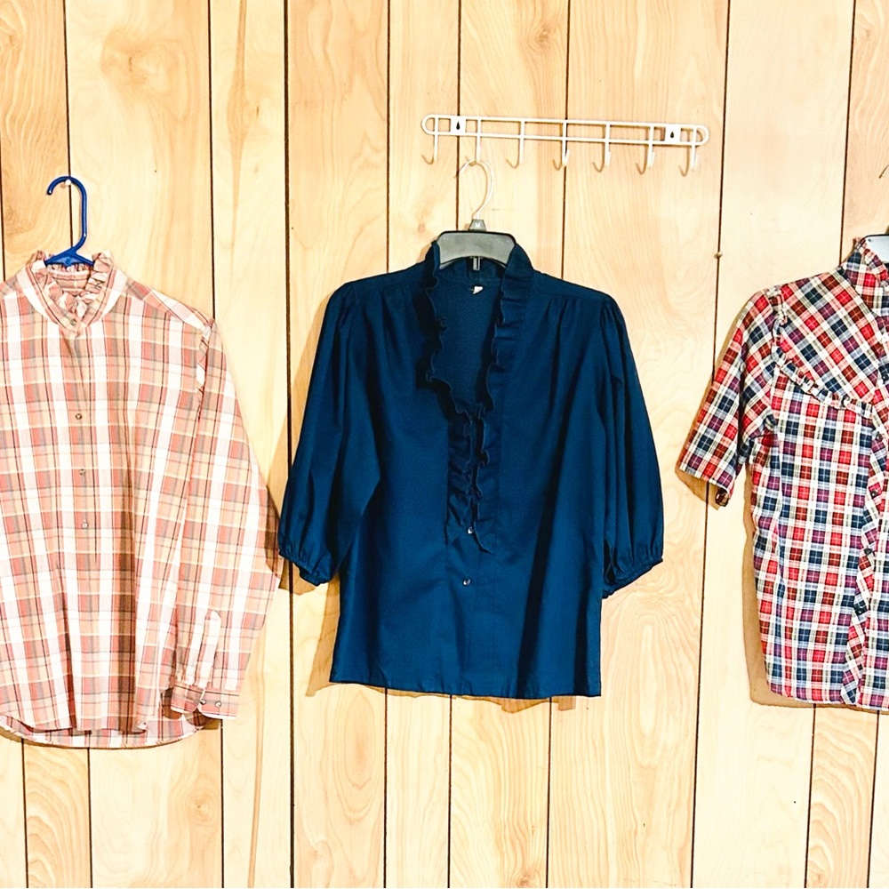Women’s Cowgirl Button Down Blouses